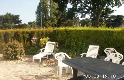 Fouesnant Apartment | Garden level with very large terrace. rental of 110m2