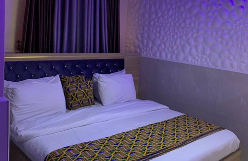 Abakaliki Hotel | Garden View Holiday Cottage