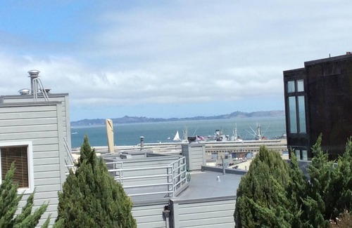 Fisherman's Wharf Apartment | Garden, View, Russian Hill/Fishermans Wharf Retreat