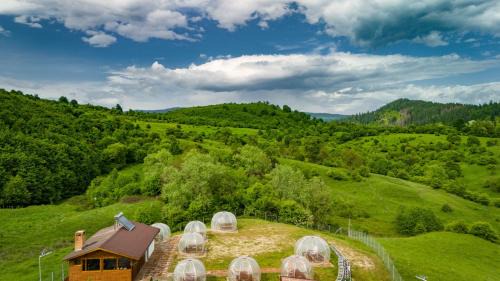 Bughea de Sus House | Garden Village Retreat