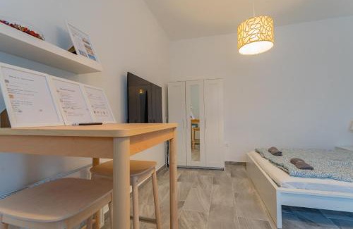Sashalom Apartment | Gardencity Villa Apartman