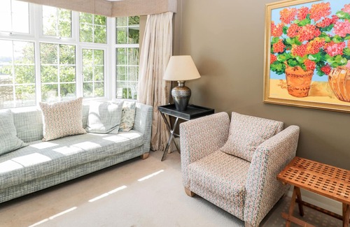 Hungerford House | GARDENERS COTTAGE, pet friendly, with a garden in Hungerford