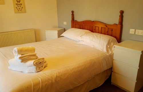 Arnold Bed & Breakfast | Gardeners Country Inn