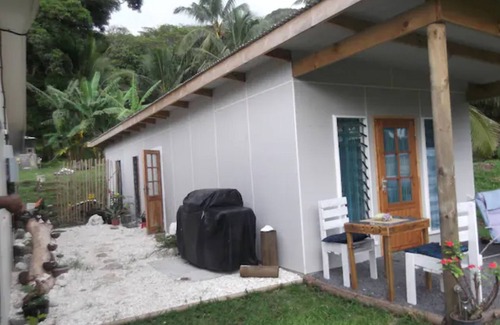Matavera Cottage | "Gardenia" 2BR Farm Cottage - Families with kids welcome