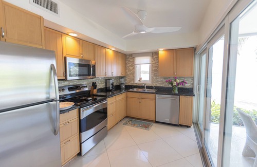 Rum Point Condo | Gardens of the Kai 1 -Luxuriously decorated beachfront unit-by Cayman Villas!