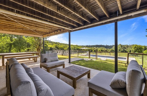 Maleny House | Gardners Falls Farm - Gardners Falls Farm Luxury Farm just 2 mins from Maleny Town Centre