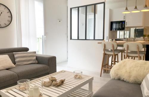Saint-Brieuc Apartment | Gare - Les Champs - Parking Privé