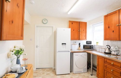 Brynteg Cottage | GARNEDD RHOS, family friendly, character holiday cottage in Benllech