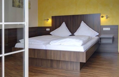 Rurberg Hotel | Garni Hotel Café Henn