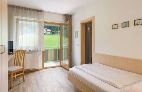 Riscone Bed & Breakfast | Garni Schorneck