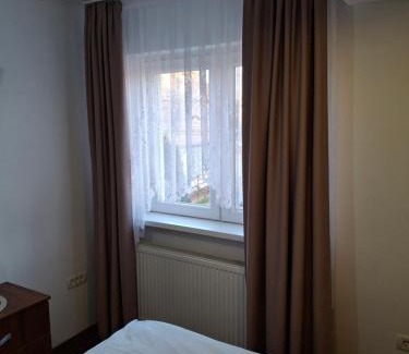 Three Oaks Apartment | Garsoniera Strada Bucegi