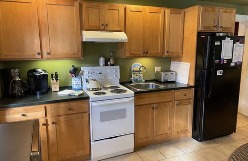 Maryland Apartment | Garth Newell Waterfront - Kayaks, canoes, water trampoline, fire pit, swimming