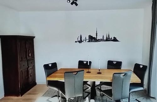 Oststeinbek Apartment | GastHaus 5-zimmer