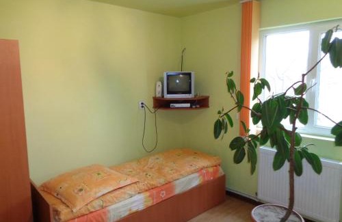 Caransebes House | Gasthaus Enduro Bica