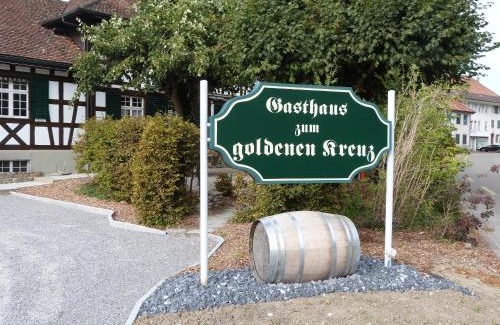 Rafz Hotel | Gasthaus zum Goldenen Kreuz
