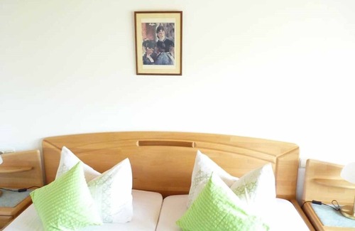 Michelsneukirchen Other | Gasthof-Pension-Metzgerei Jäger