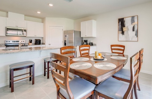 Fedhaven House | Gated Community < 30 Mi to Disney: Poinciana Home!