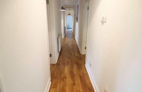 Red Castle Cottage | GATEHOUSE, pet friendly, with a garden in Moville, County Donegal