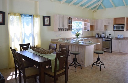 Hillsborough Villa | 2 Bedroom with Incredible Sea View