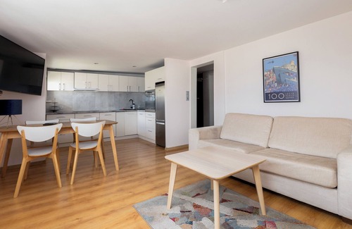Srodmiescie Apartment | Gdynia Centrum Homely Apartment