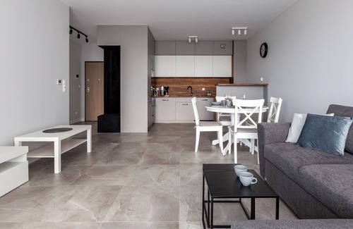 Srodmiescie Apartment | Gdynia Marina Modern Apartment
