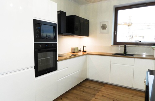 Srodmiescie Apartment | Gdynia Sea Towers, sea view, close to everything, beach, luxury