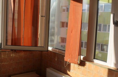 Sector 2 House | Geat studio near a big shopping center and very close to the national park
