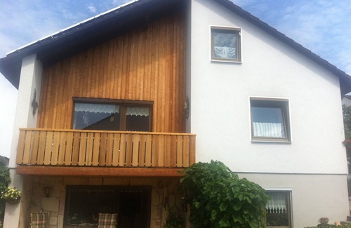 Dollnstein Apartment | Gemütlich und komfortabel eingerichtete Ferienwohnung in sonniger, ruhiger Lage