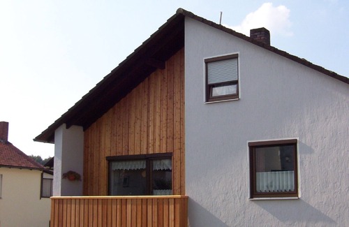Dollnstein Apartment | Gemütlich und komfortabel eingerichtete Ferienwohnung in sonniger, ruhiger Lage