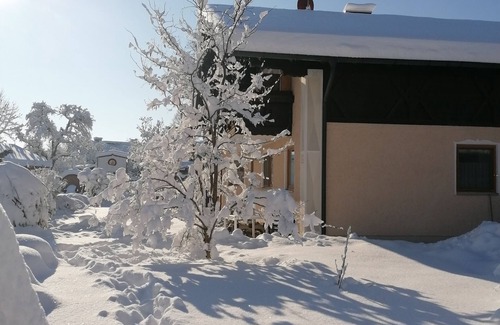 Berganger Apartment | Gemütliche Ferienwohnung auf dem Land