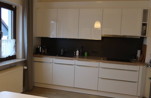Heuchelheim Apartment | Gemütliche Ferienwohnung im Schönen Hessen Zwischen Gießen, Wetzlar und Marburg