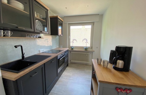 Unna Apartment | Gemütliche Ferienwohnung mit Blick ins Grüne im Herzen von Unna
