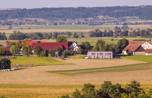 Leutershausen Apartment | Gemütliche, großflächige 70 qm Ferienwohnung für 4 Personen, gut geeignet für Familien,voll ausgestattete Küche