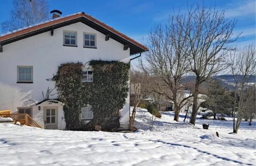 March Apartment | Gemütliche Wohnung in Flussnähe in Regen Bayern