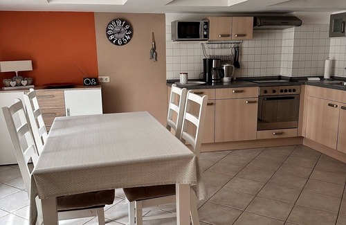 Altstadt Apartment | Gemütliches Feriendomizil mit kostenfreiem WLAN und voll eingerichteter Küche