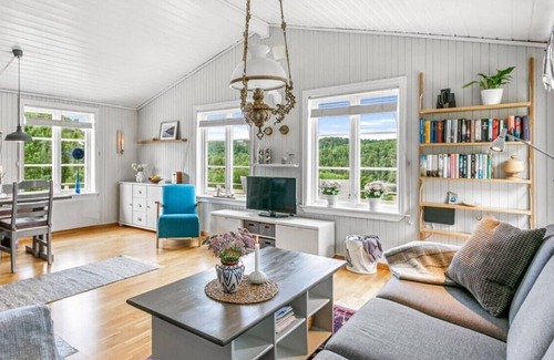 Hitra House | Gemütliches Ferienhaus mit Panoramablick, Boot mit Guide vor Ort Buchbar