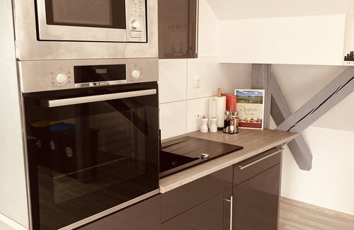 Mittelmeiderich Apartment | Gemütliches Studioapartment in Ruhiger Wohngegend