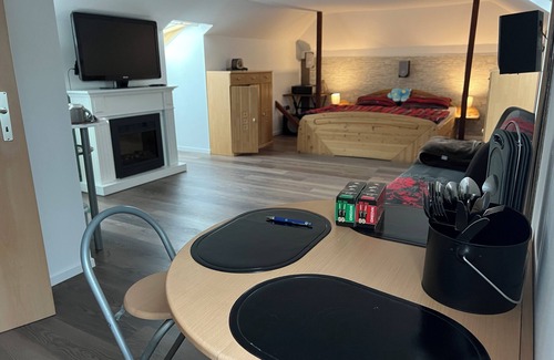 Falkensee Bed & Breakfast | Gemütliches Zimmer in Falkensee