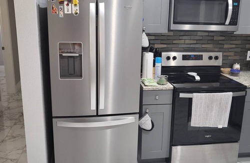 St. Petersburg - Clearwater House | Gem in Central Location to Dtown St Pete and Tampa
