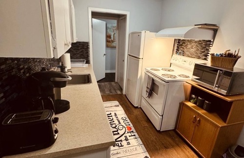 Mount Pearl Apartment | Gem in Da Pearl - Cozy, Clean 2 Bedroom Basement Apartment. 1 Queen & 2 Dbl Beds