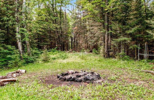 Presque Isle House | Gemstone Getaway