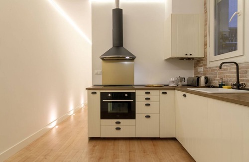San Francisco Apartment | General Castillo apartment with WIFI