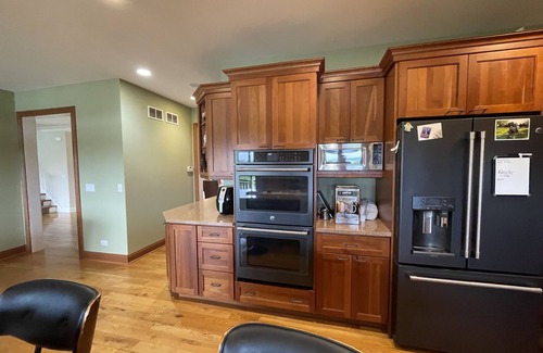 Geneva House | Geneva IL close to LIV GOLF Rich Harvest Gorgeous 4 bed home