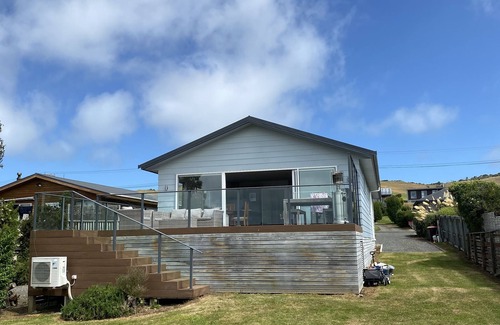 Riverton House | Gentle Waves