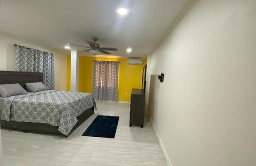 Georgetown House | Gentlemen's Suite - 3 Bedroom