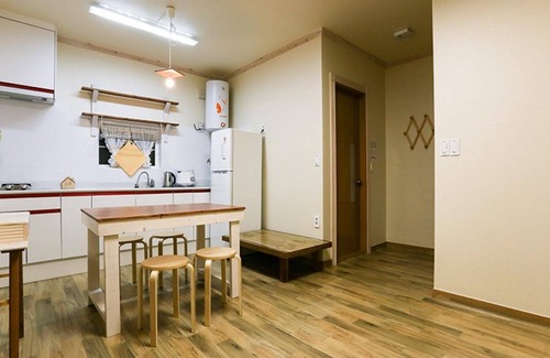 Geochang House | Geochang Time Stay Pension