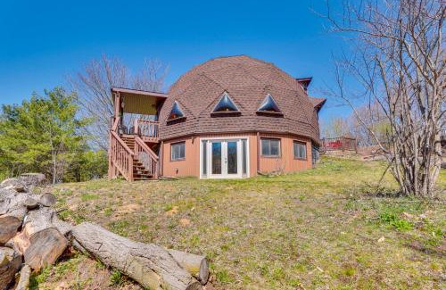 North Freedom House | Geodesic Dome House 18 Acres on Baraboo River!