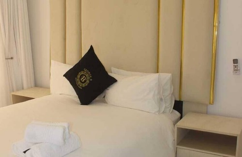 Gravelotte Cabin | George B Boutique Lodge