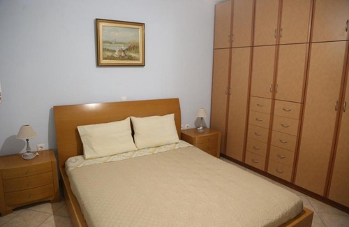 Sipiada House | George’s House