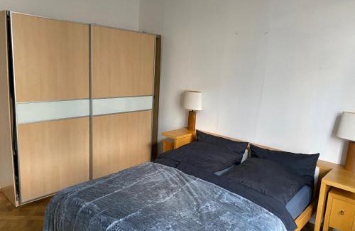 Westend-Sud Apartment | Geräumige 4-Zimmer-Wohnung im familienfreundlichen Westend mit Balkon